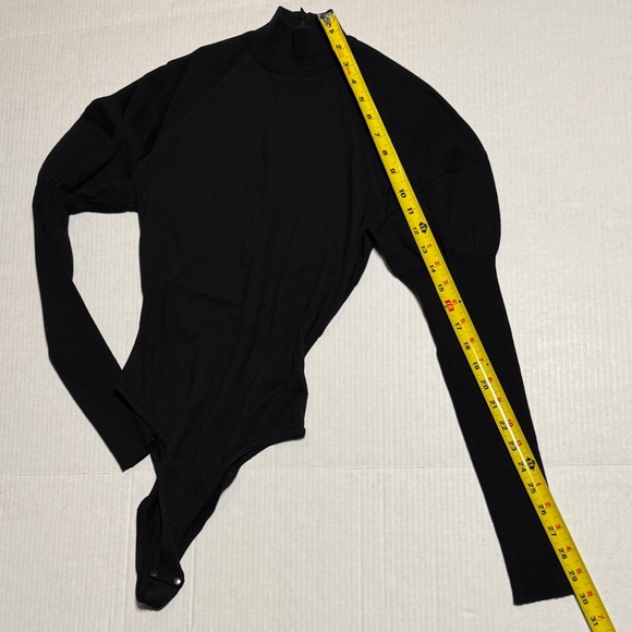 ALAÏA Women's 100% New Wool Puff Sleeve Mock Neck Black Long Sleeve Bodysuit XS - Picture 12 of 12